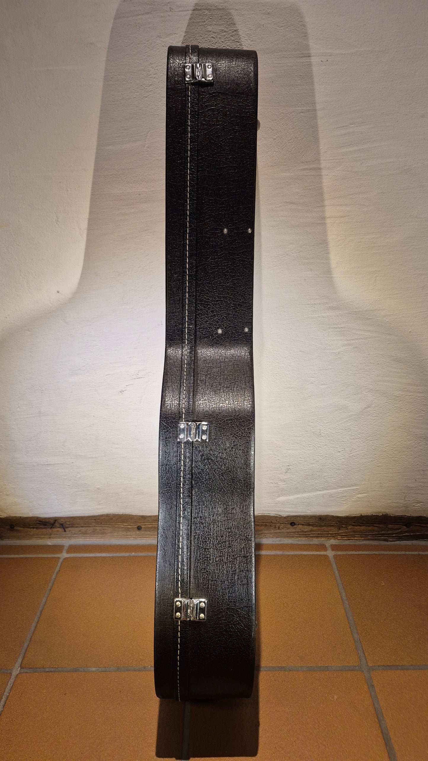 Koffer für klassische (und OM) Gitarren
