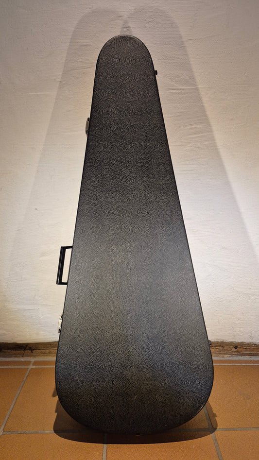 Koffer für Western Gitarren