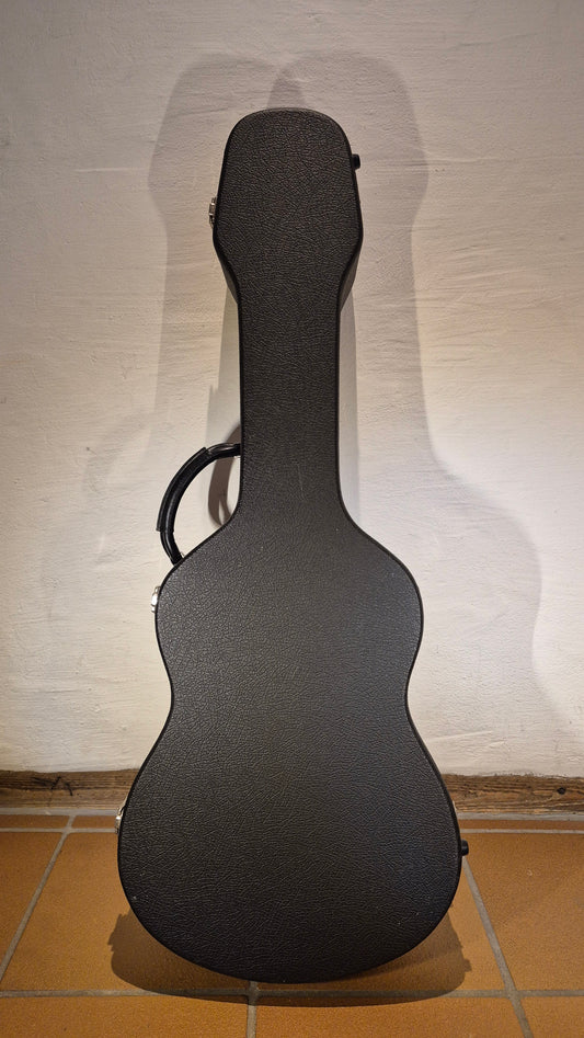 Koffer für klassische Gitarren
