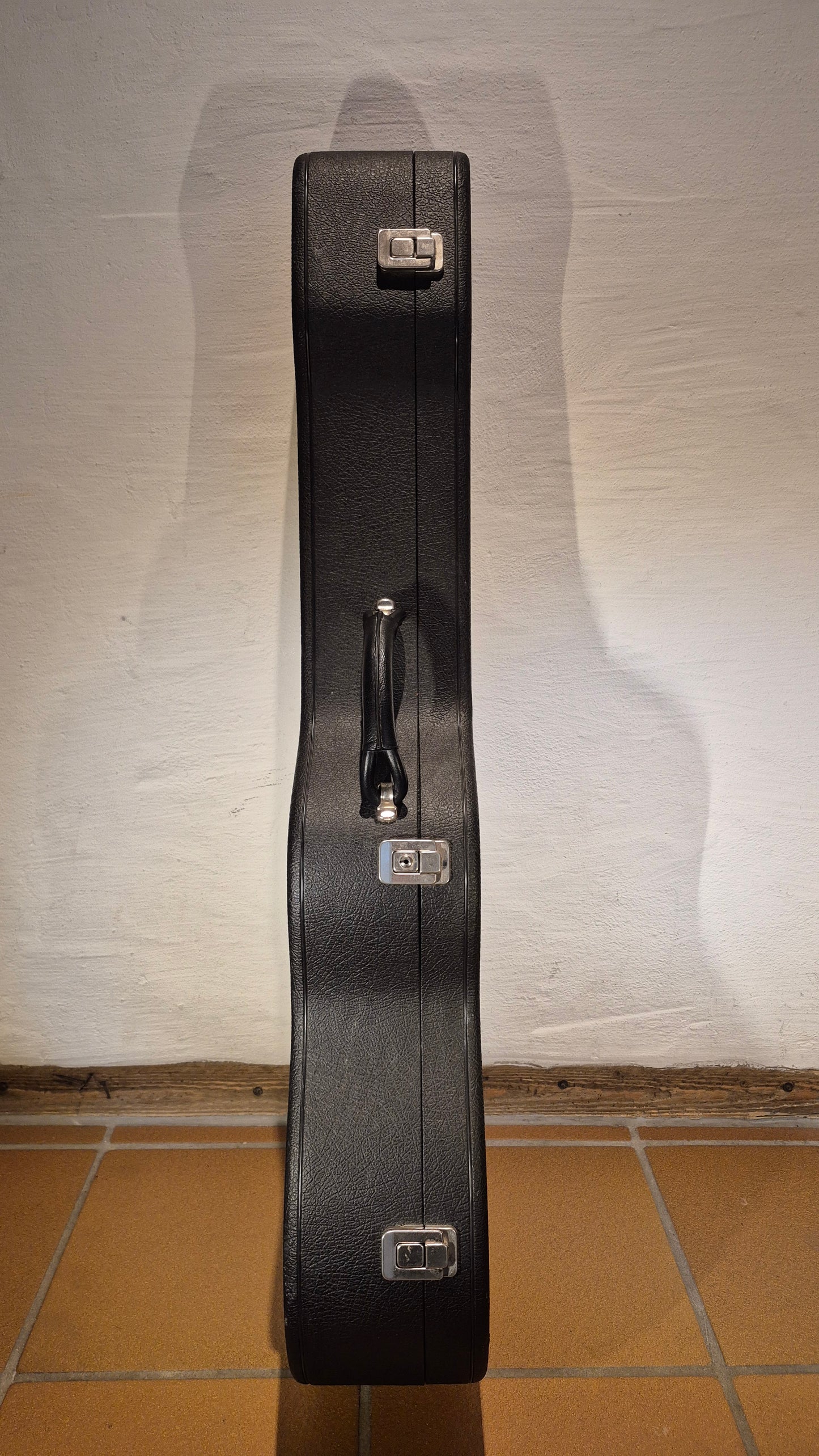 Koffer für klassische (und OM) Gitarren