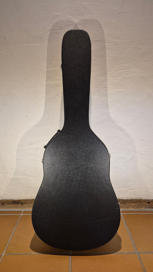 Koffer für klassische Gitarren