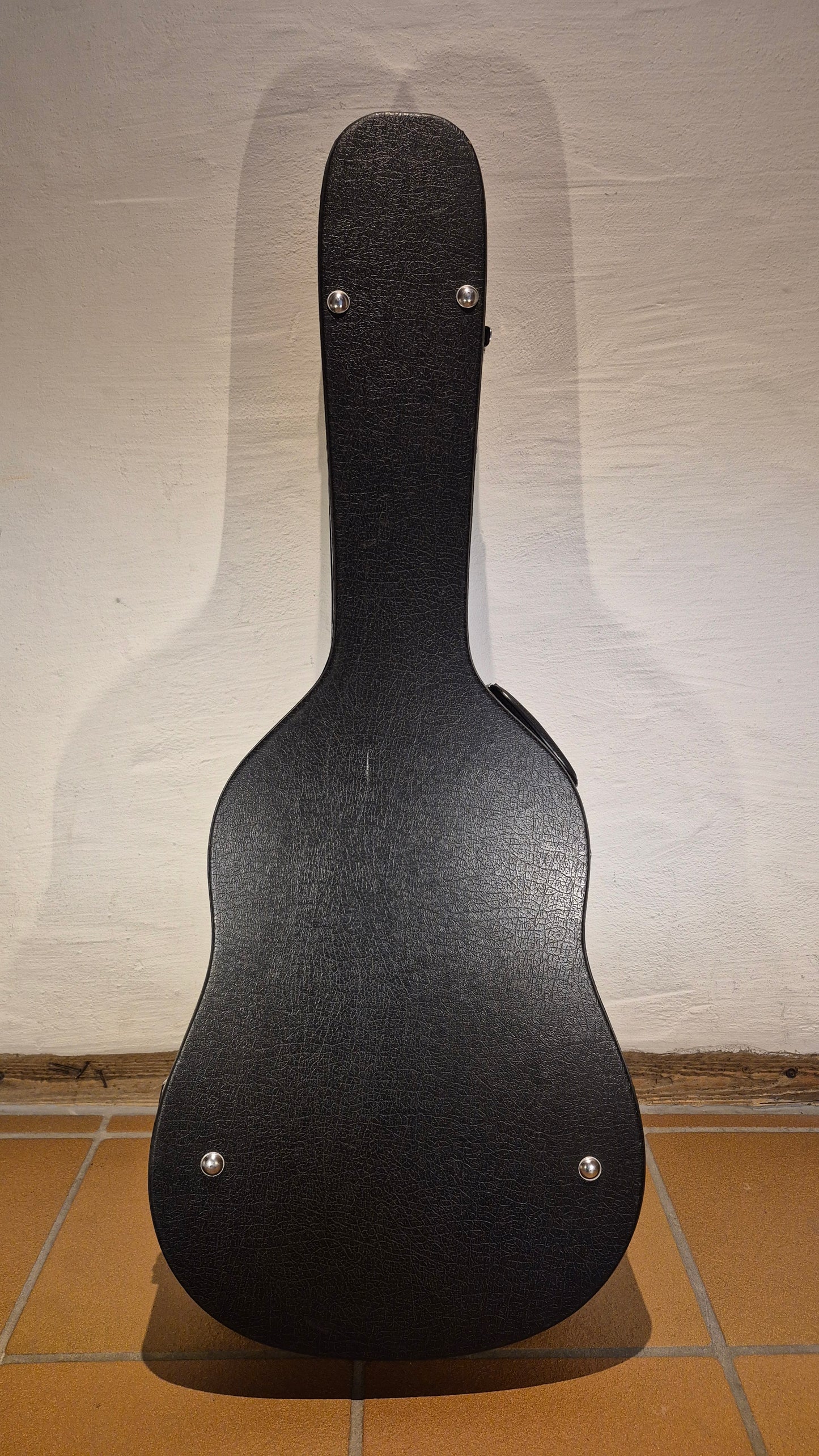 Koffer für klassische (und OM) Gitarren