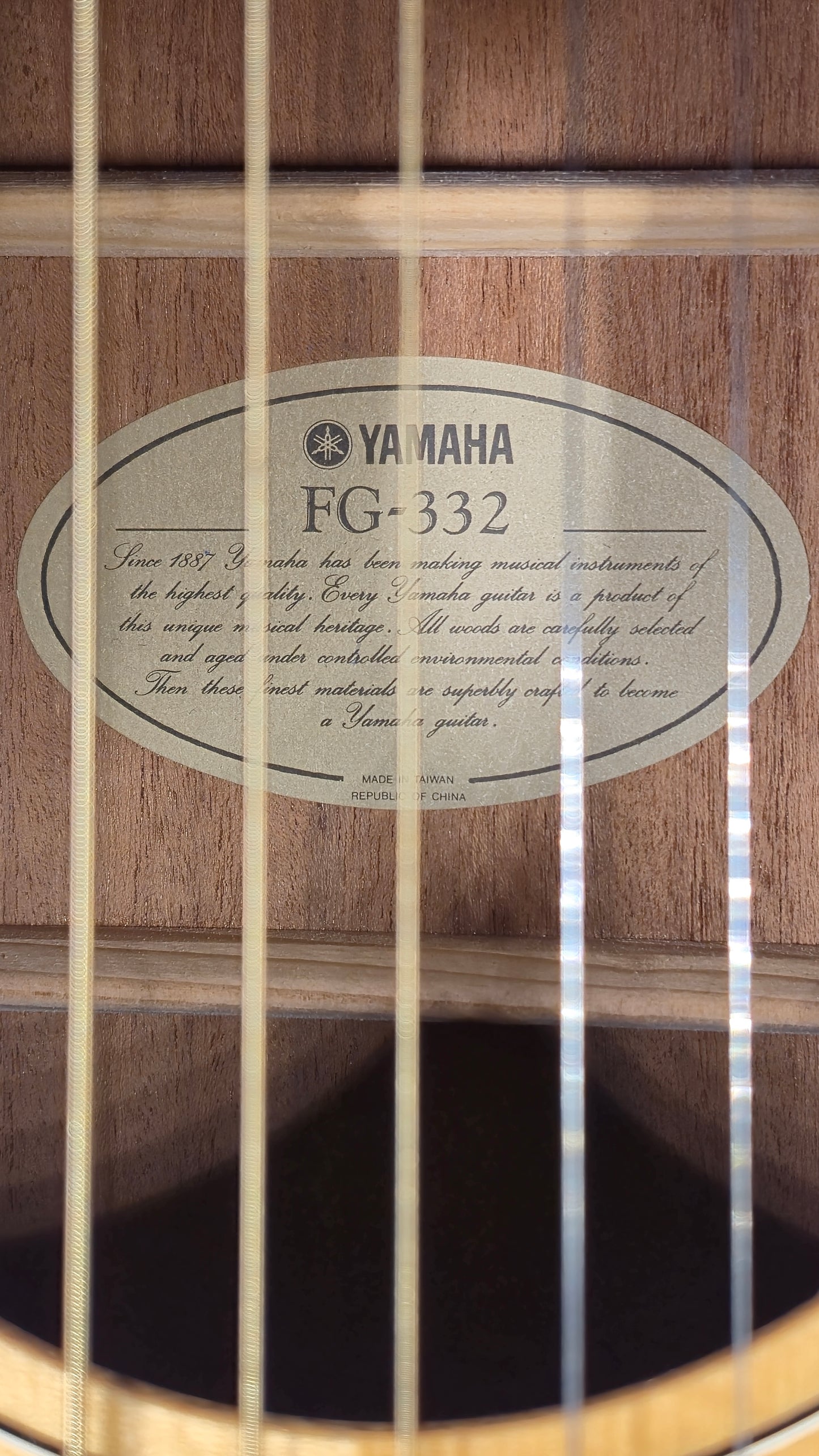 Yamaha FG-332 1977 - 1981