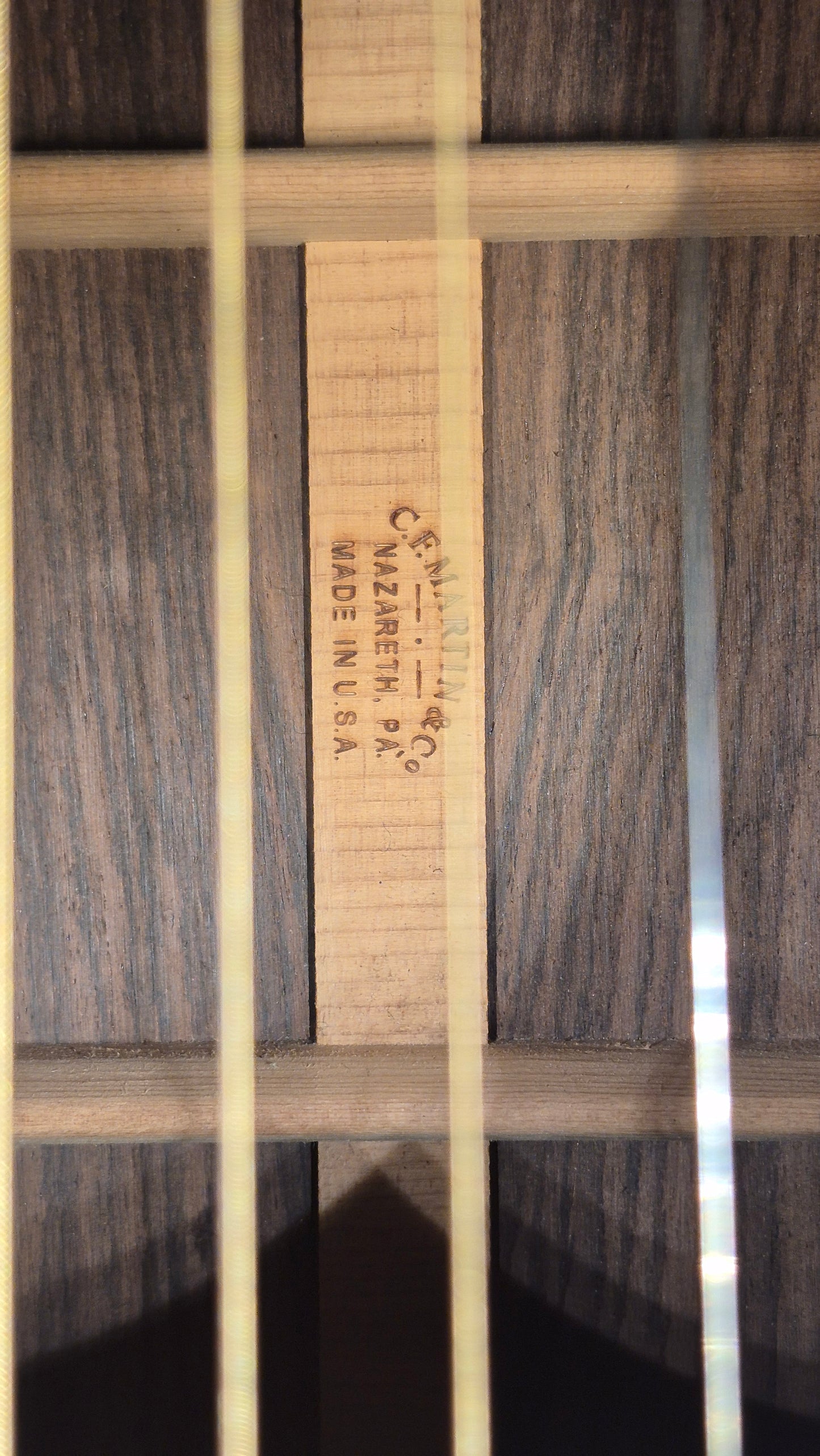 Martin HD-28 2013