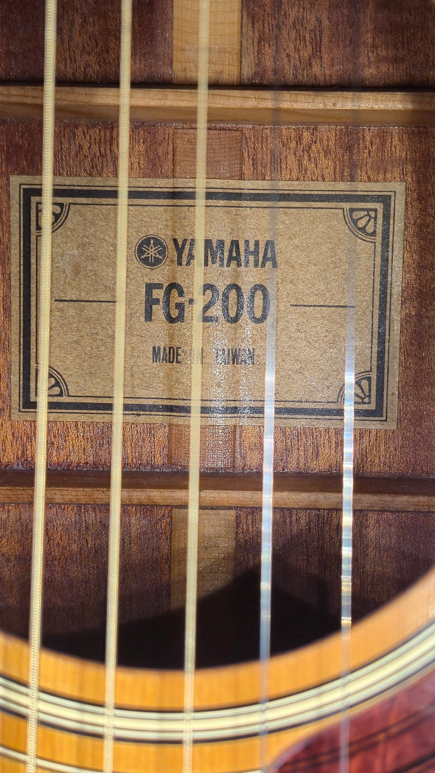 Yamaha FG-200 1972