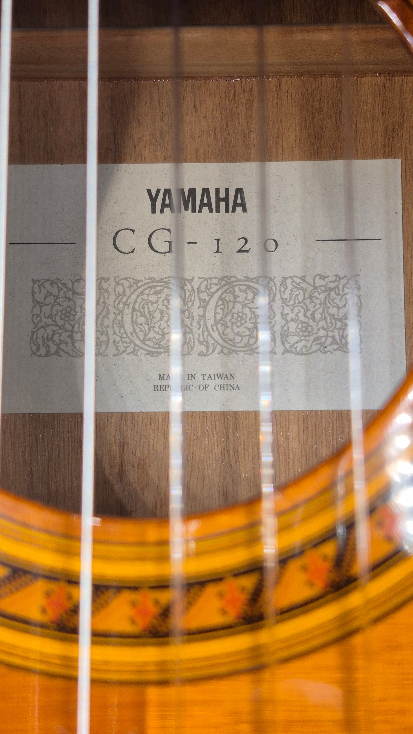 Yamaha CG-120