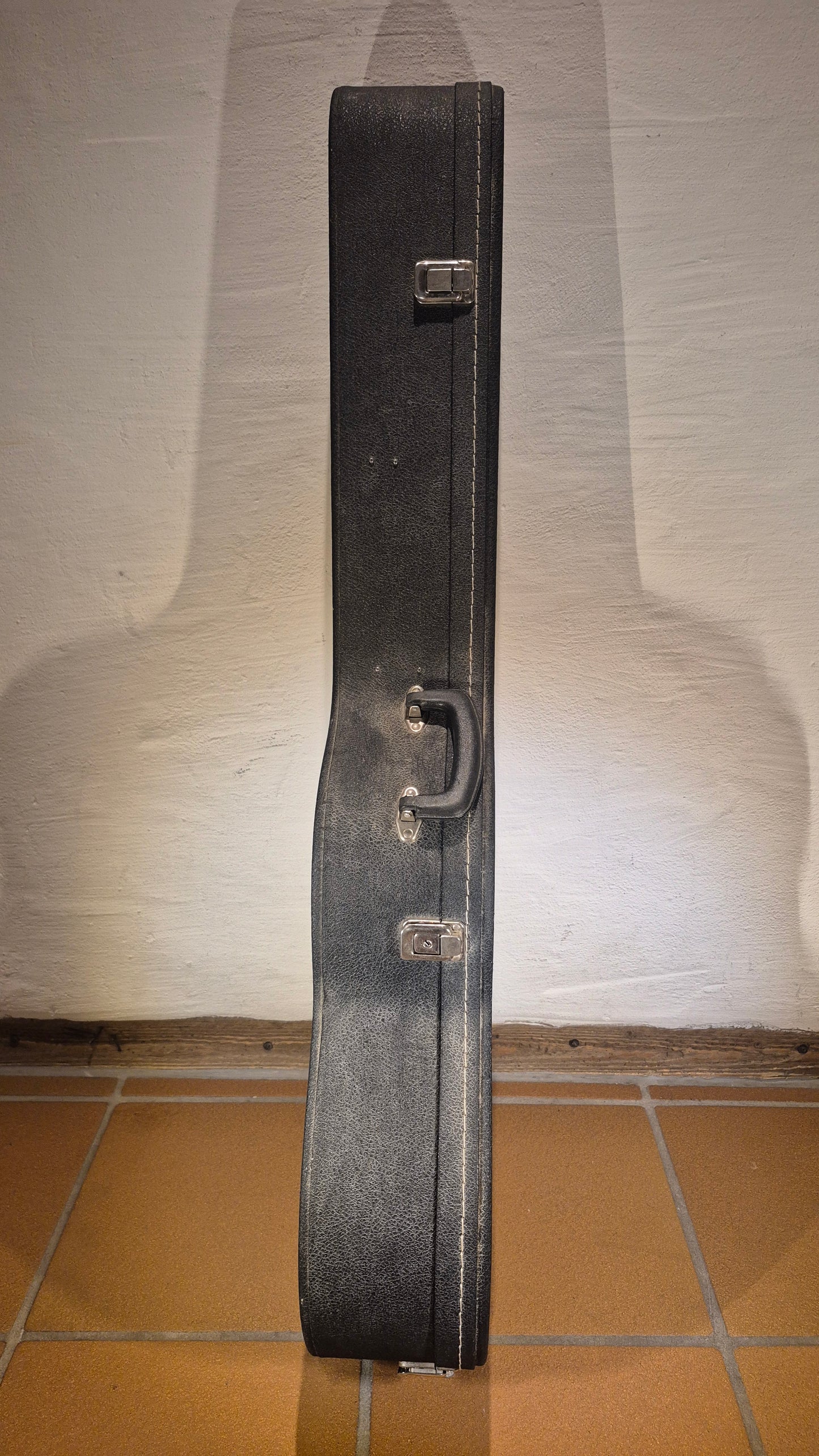 Koffer für klassische (und OM) Gitarren