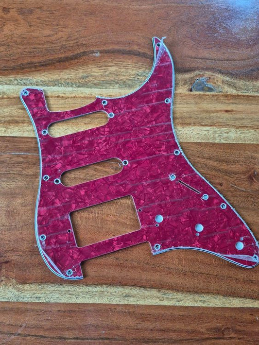 Pickguard Stratocaster