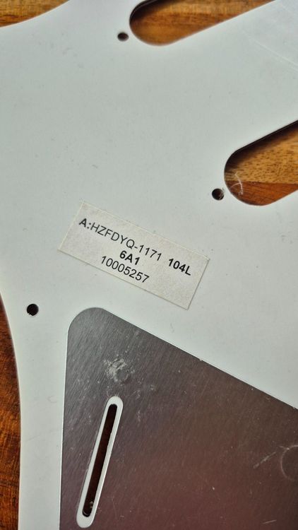 Pickguard Stratocaster